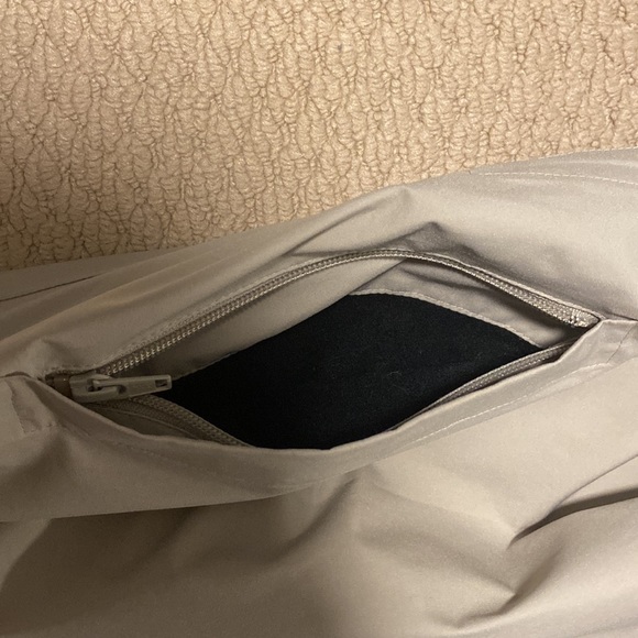 *BARELY USED* Nautica Golf GORE TEX 3M Reflective Jacket - Picture 9 of 14